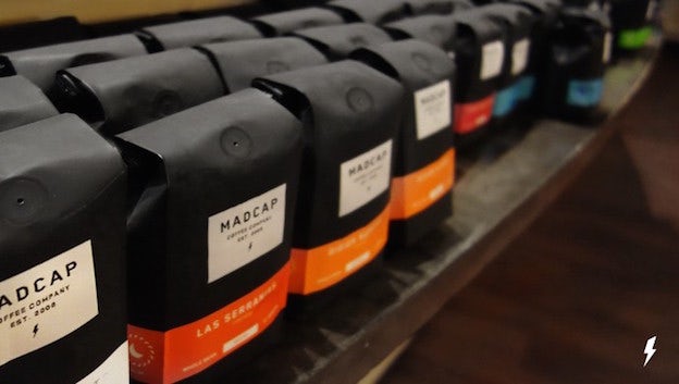 CoffeeShelf_690_390_90_c1