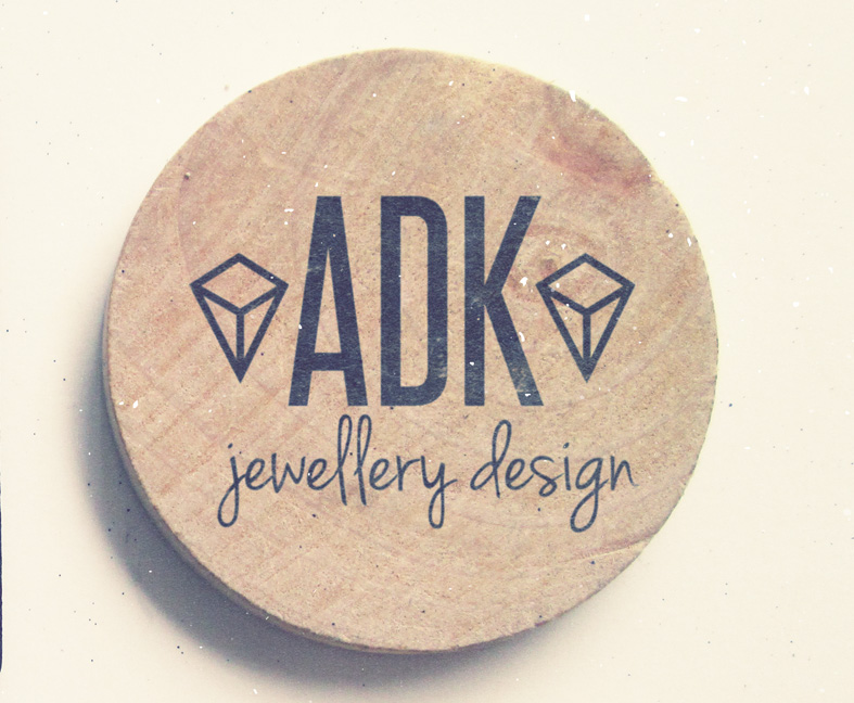 13 logo vintage