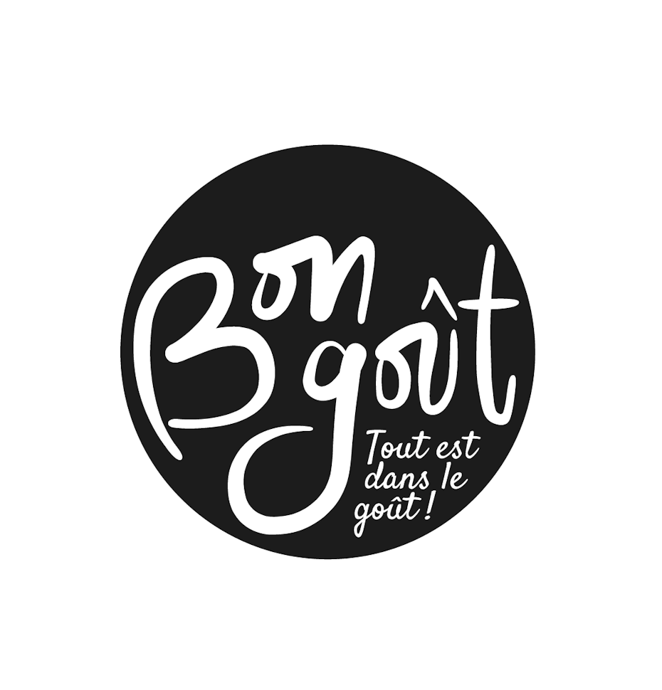 17 logo emblem