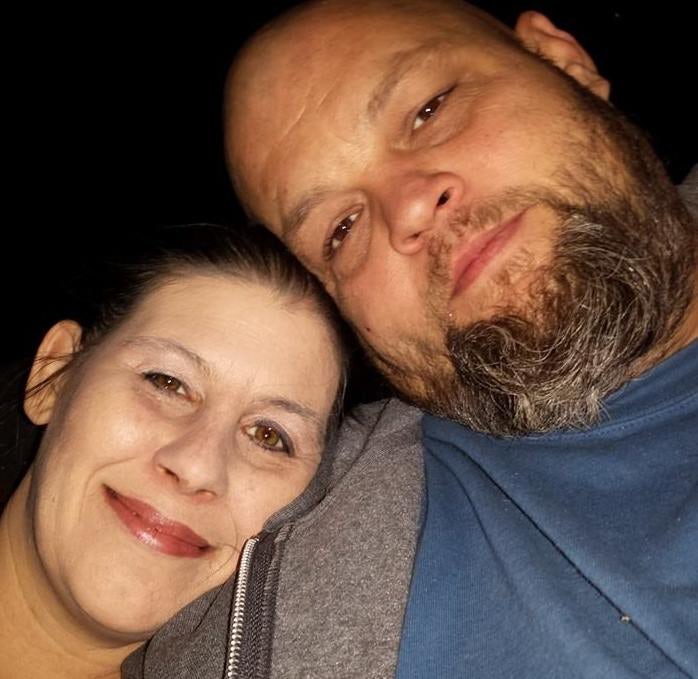 Laura und ihr Mann, Dennis