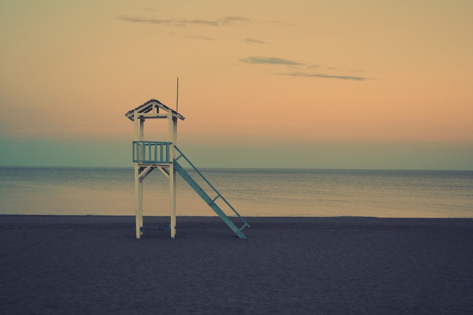 beach mood romantic pantone 2016