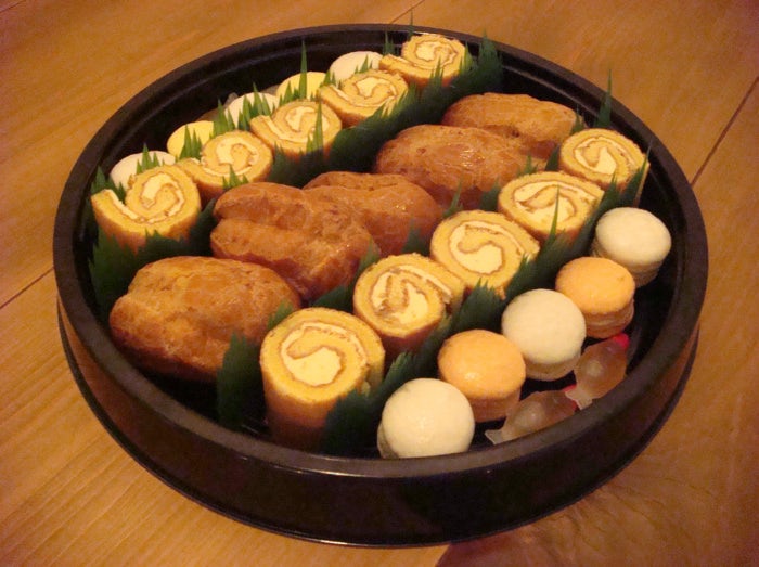 シトロンシュクレより レモンのお菓子の寿司桶