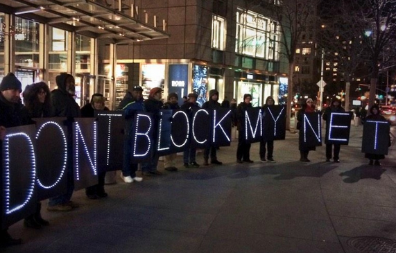 net neutrality protesters