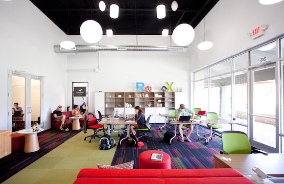 Link Coworking main room