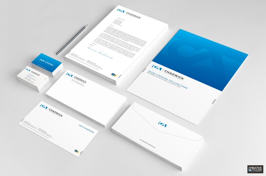 Blue and white business card design 