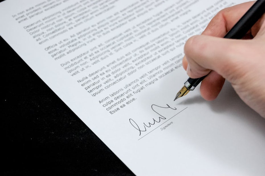 Graphic design contract