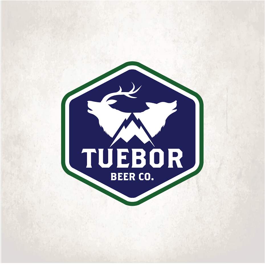 Logotipos tipo emblema - un lobo y un alce de perfil atravesados ​​por una montaña