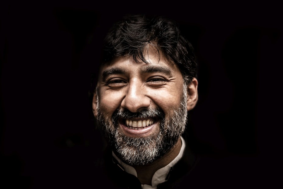 Headshot of smiling man