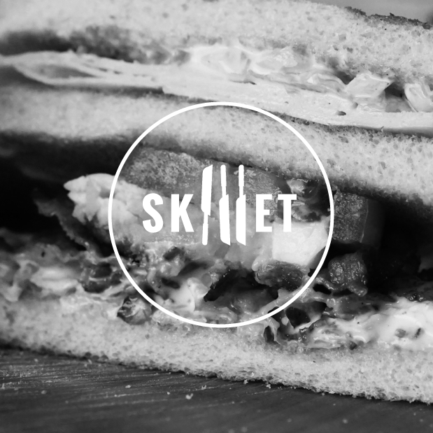 Skillet food truck logo