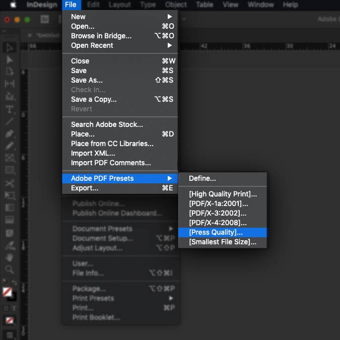 Captura de pantalla que muestra el primer paso para convertir el modo de color de un documento de InDesign