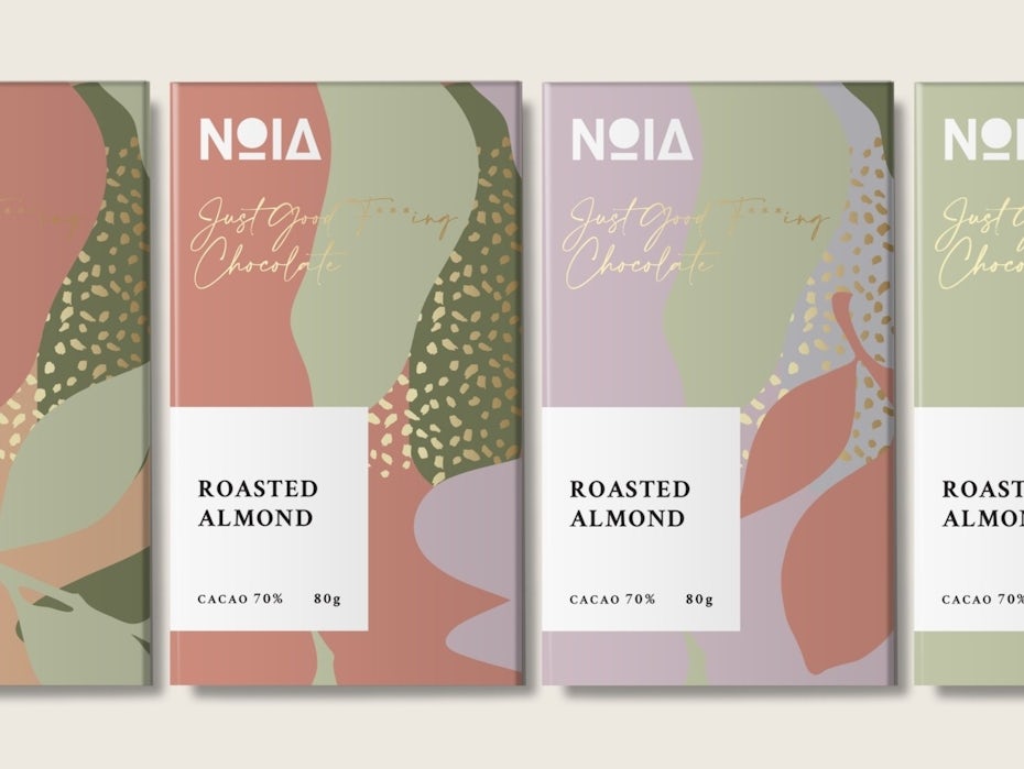 Tendencias de diseño gráfico inspiradoras: Diseño de packaging abstracto para chocolates con elementos florales.