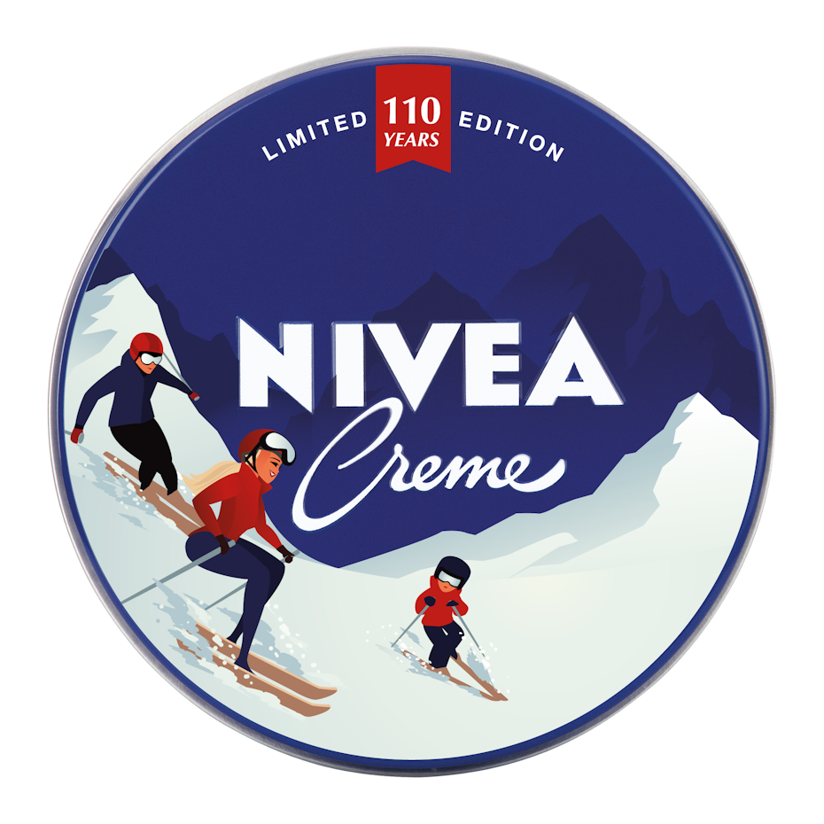 nivea logo design of a family skiing