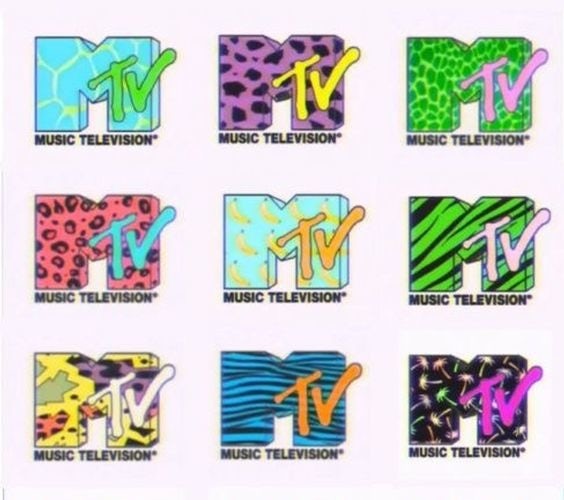 Variations du logo de MTV inspirées du design Memphis dans les années 80