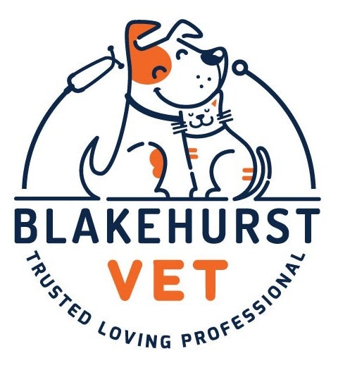 round logo with an illustration of a dog and cat