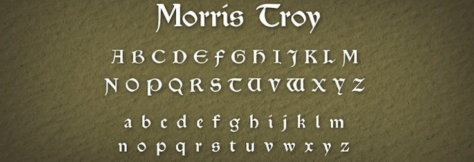 Morris Troy contra un fondo verde