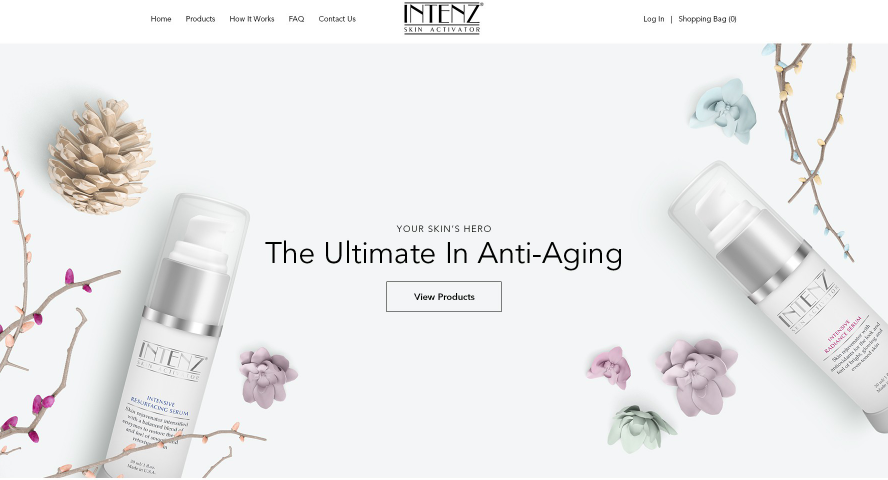 website in weiß gehalten mit kosmetikprodukten