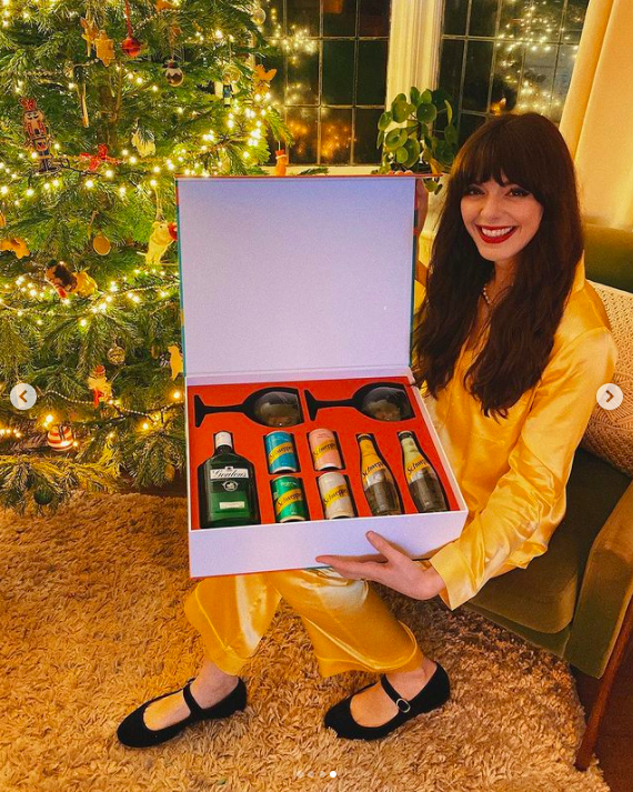 an influencer campaign on instagram