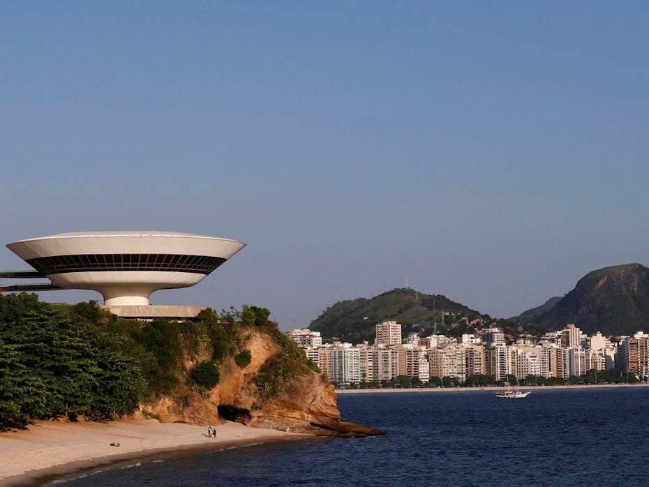 Niterói Contemporary Art Museum