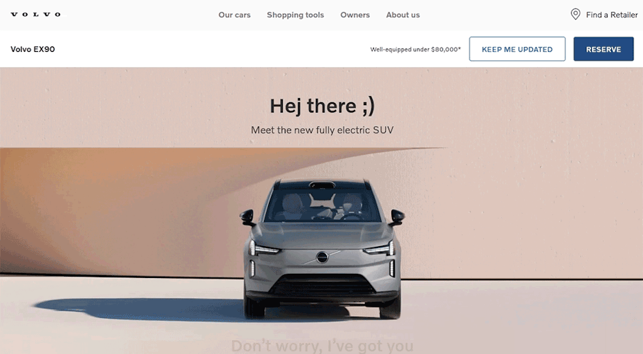 Diseño de UX interactivo - GIF desplazándose por la página web de un próximo vehículo Volvo que revela el interior a medida que el usuario navega por la página.